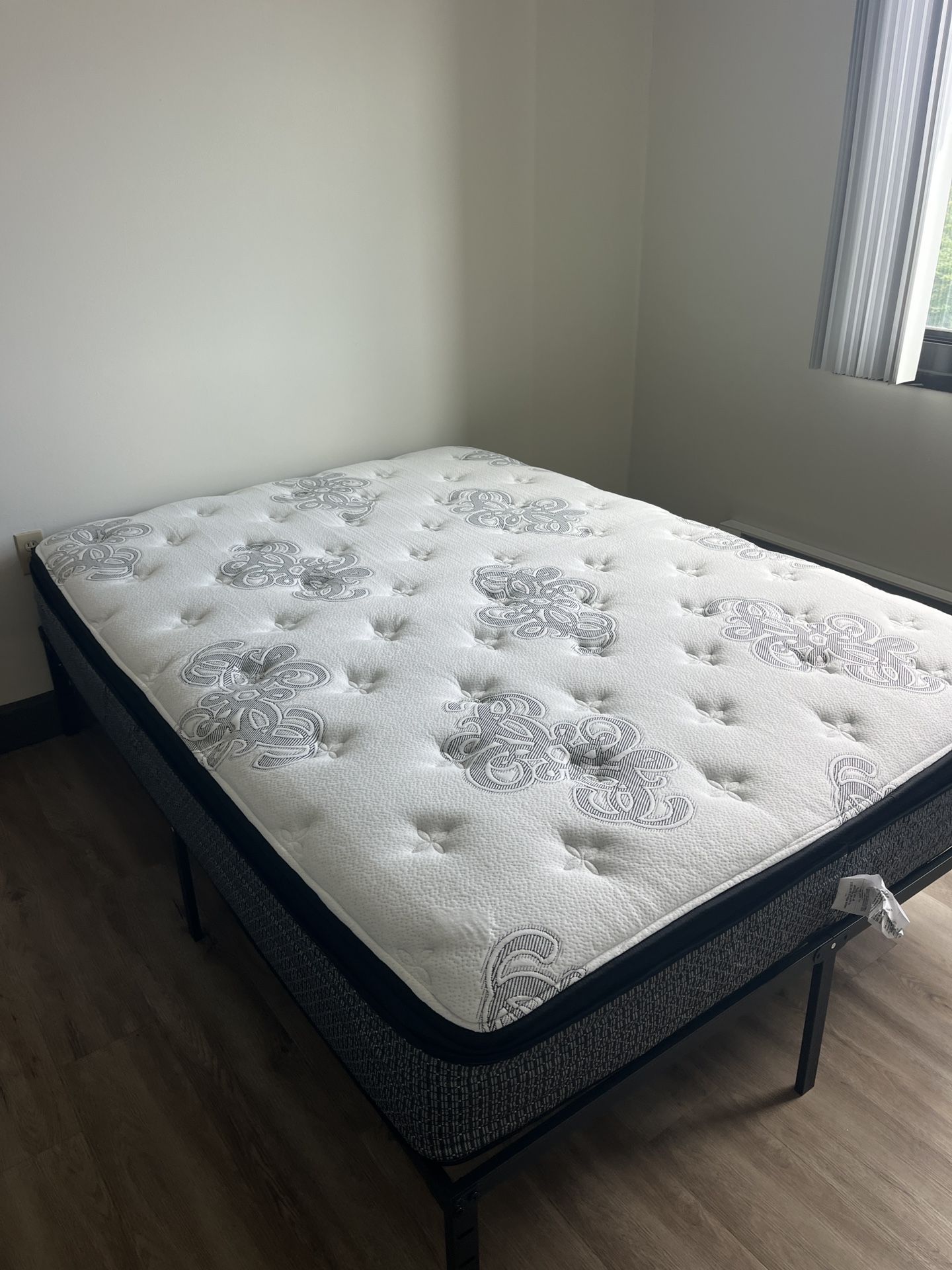 STOP SLEEPING LIKE CRAP. Take Home A New Mattress.