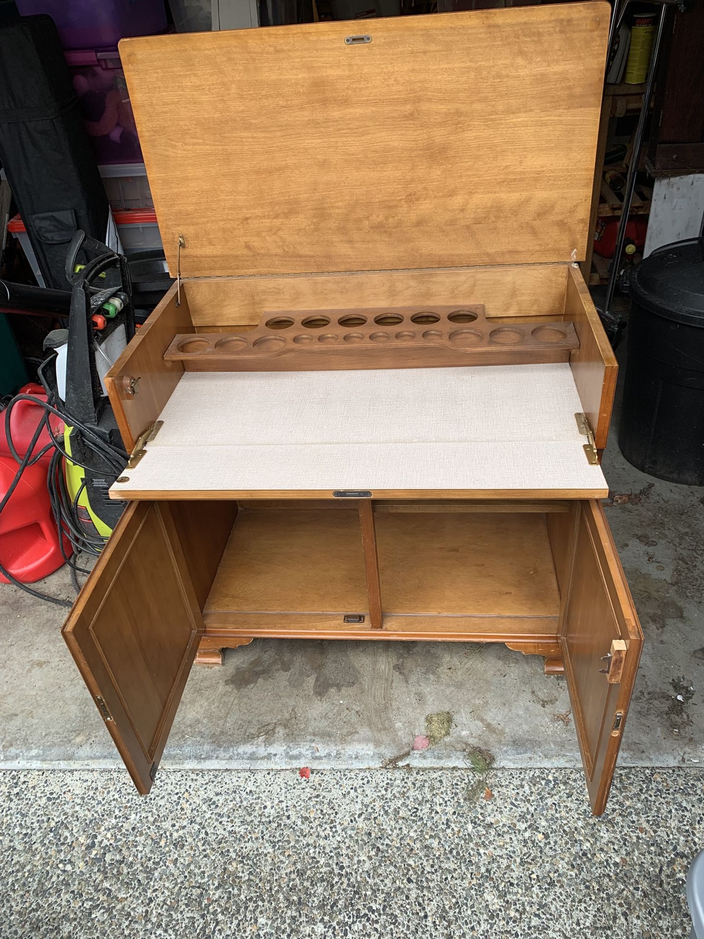 Free Wooden Bar Cabinet