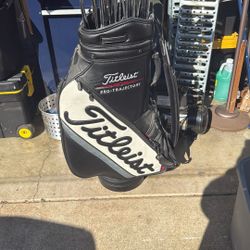 Titleist Staff Bag Plus A Lot Of Woods 