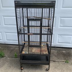 Large Well Made Bird/parrot/critter Cage