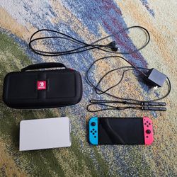 Nintendo Switch OLED Bundle + 512 GB