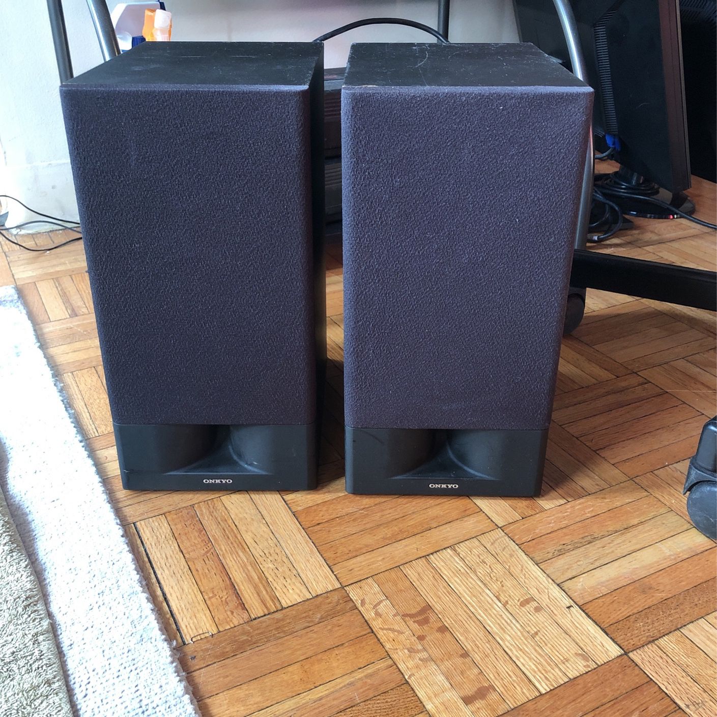 Pair Of Onkyo Speakers Model PS-207 And Total Watts 30