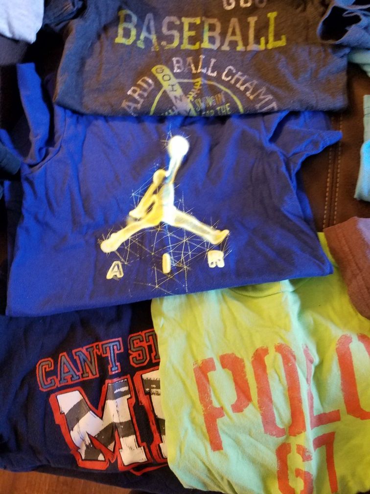 Boys size 6/7