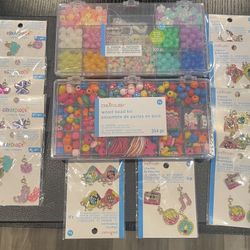 Creatology Bead Kit With Charms