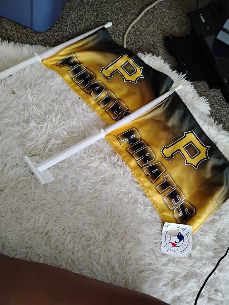 Pirates Flags