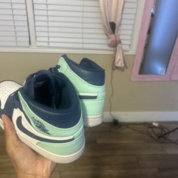 Nikes Ones 