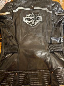 Harley-Davidson Women's Hairpin Black Leather Jacket Size Medium