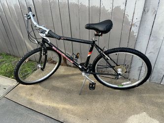 Diamond Back Outlook DX Mountain Bike
