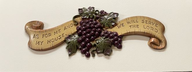 Metal wall plaque