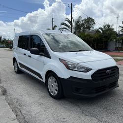 2022 Ford Transit Connect XLT 