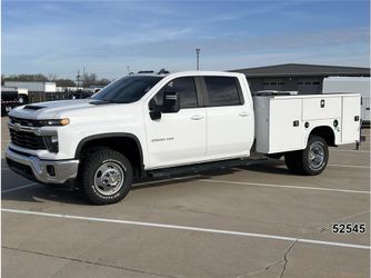 2024 Chevrolet Silverado 3500HD Chassis