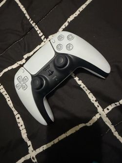 PS5 controller