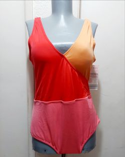 SERRA LADIES SWIMSUIT SIZE XL