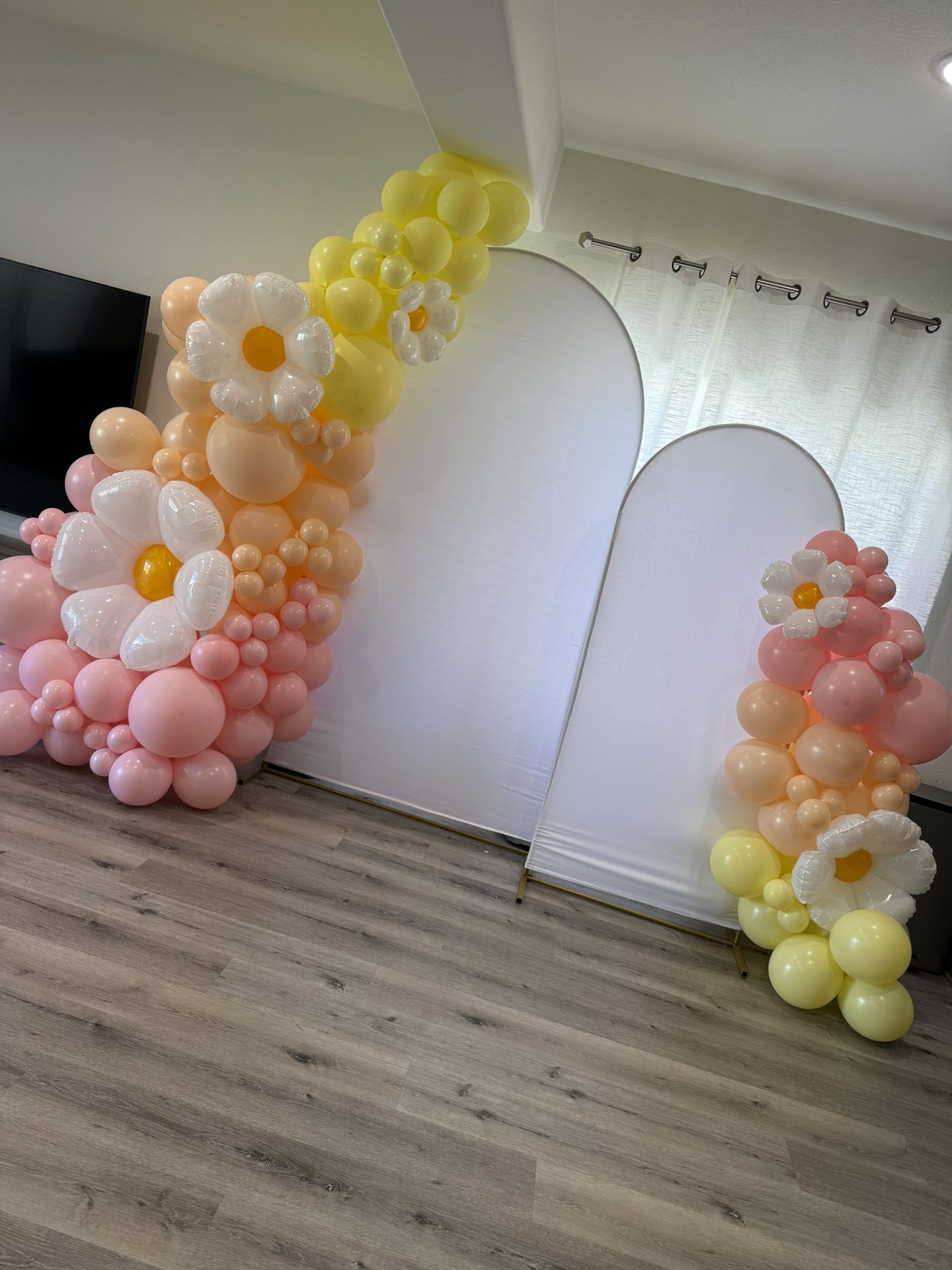 Balloon Arch Candy Cart For any event