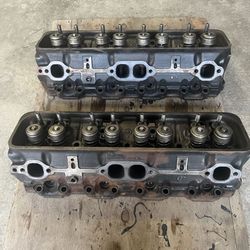 OEM 5.7 Mercruiser Cylinder Heads 