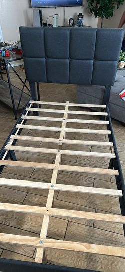 Twin bed