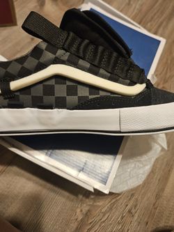 Old Skool Vans Cap Lx Sneaker Black True White 10.5 Size Mens