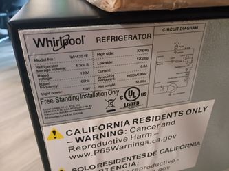 Whirlpool mini fridge
