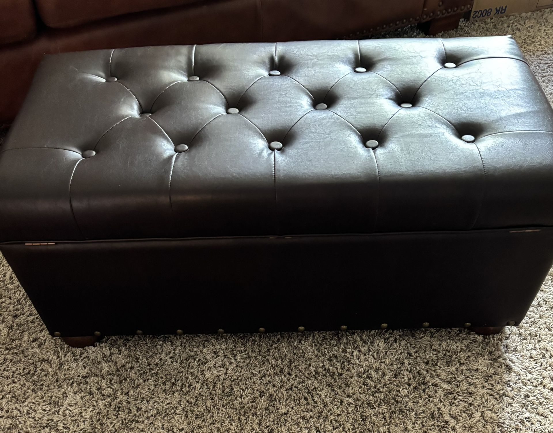 FREE ! Footrest Ottoman