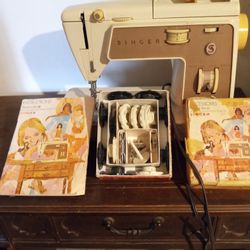 Singer Zig zag Classic Touch & Sew Machine