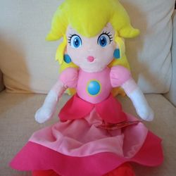 Super Mario Princess Peach Plush Large 16 Inch Excellent Condition With Tag