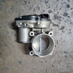 Throttle Body Fits Ford Fusion/Mazda/ Lincoln 