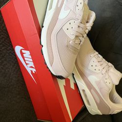 Nike Air Max 90