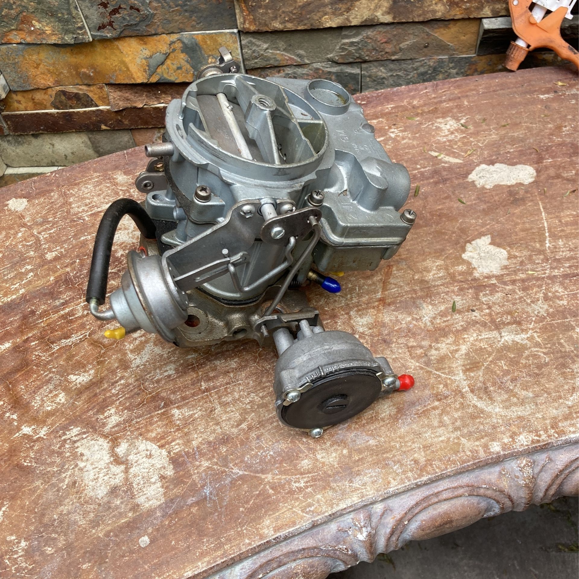 305 V8 2bbl Carburetor
