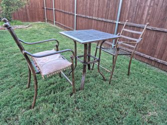 Metal outdoor table and two chairs set