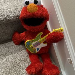 Singing Elmo 