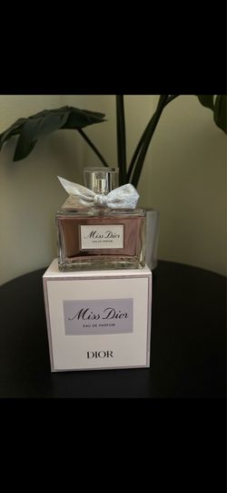 Dior perfume