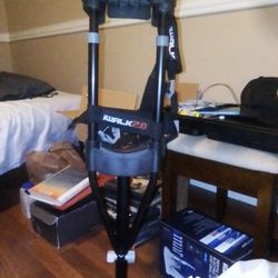 FEI iWalk 2.0 Hands-Free Knee Crutch