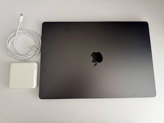 Apple MacBook Pro 16-inch M3 Pro Space Black | AppleCare+ Until January 24, 2027 | 100% BH
