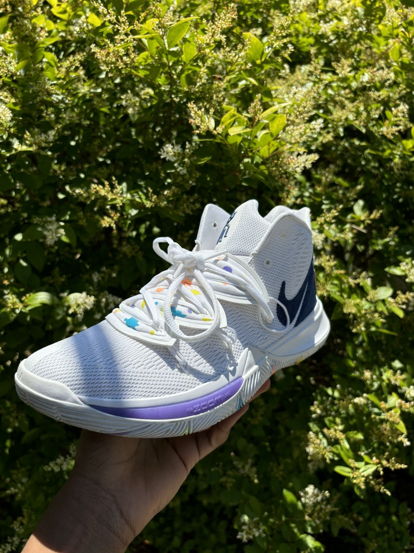Nike - Kyrie 5 - Size 10.5 Amazon.com | Nike Men main image 4
