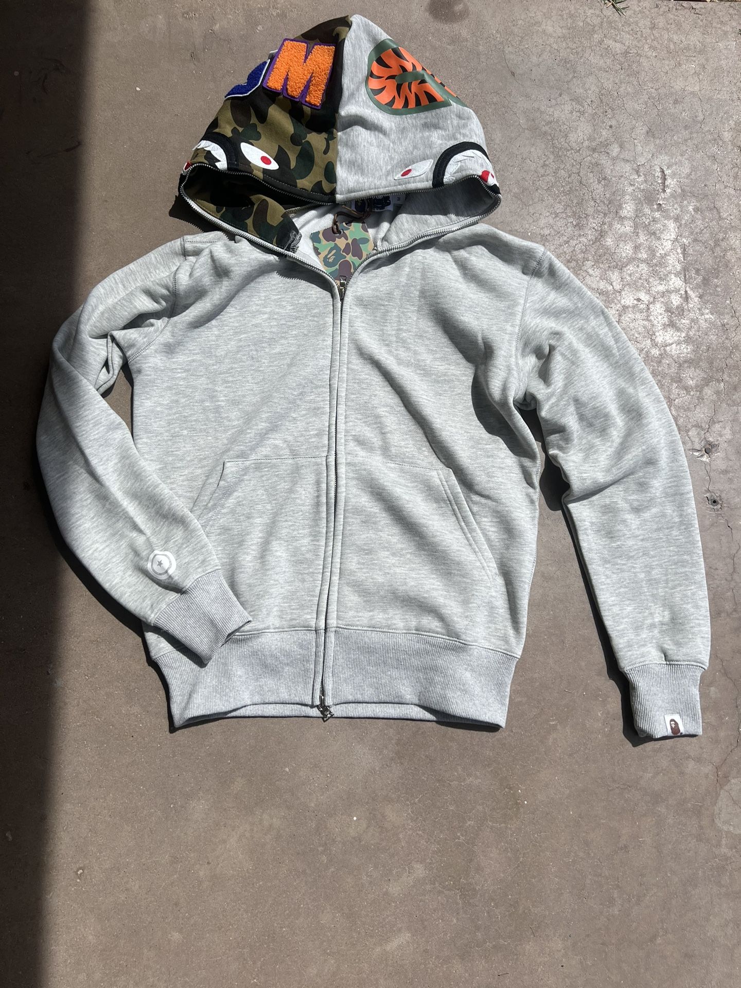 BAPE ZIP UP HOODIE