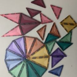 Connetix Pastel Triangles 32 Total 