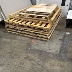 Free Pallets