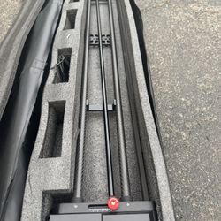 🎥 NEEWER ER1 47” Motorized Camera Slider – Like New 🎥
