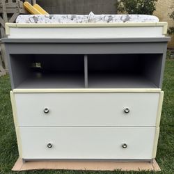 Baby Changing Table/Dresser 