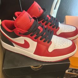 Jordan 1 Low 9.5 