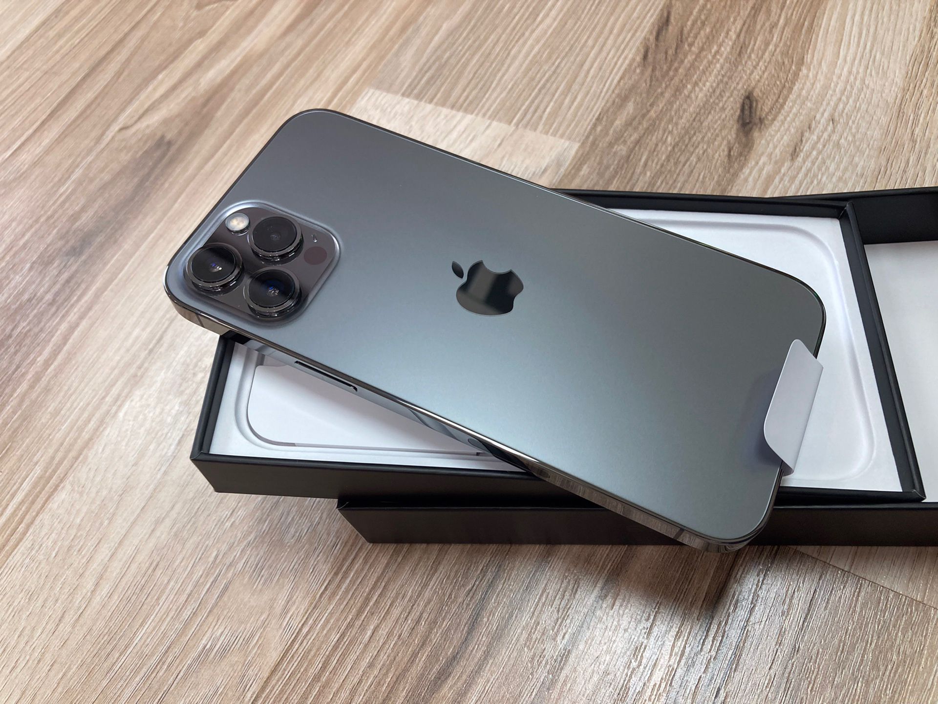 IPHONE 12 PRO MAX/UNLOCK/128GB/AVAILABLE NOW/YOU CAN FINANCE IT O PAY CASH/NO CREDIT/$50-$80DOWN