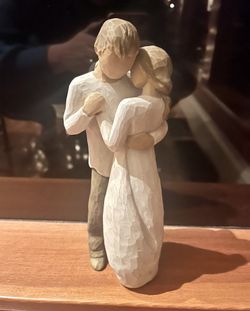 New price! New Willow Tree “Promise” Figurine 9”