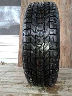 Snow Tires 195/60R15