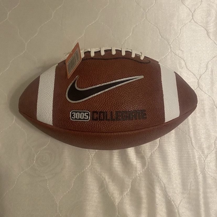 Nike 3005 collegiate football online