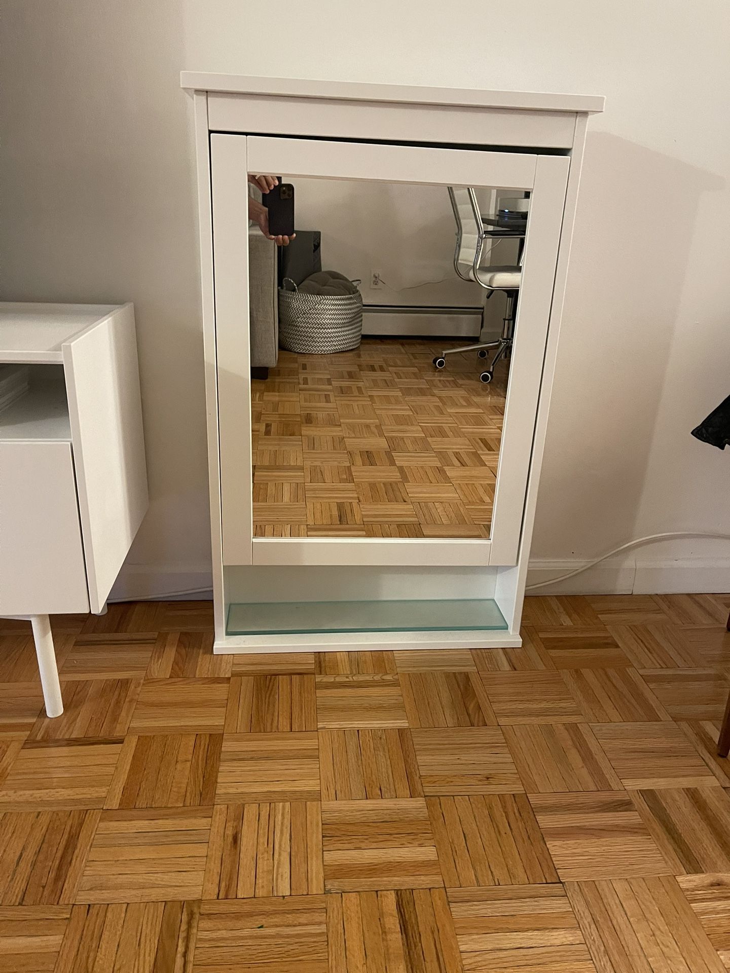 HEMNES Bathroom Mirror cabinet with 1 door, white