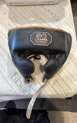 RIVAL Boxing Headgear Size Medium