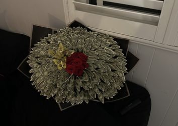 Large Money Bouquet