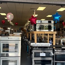 🔥STOVE -REFRIGERATOR-MICROWAVE 🔥