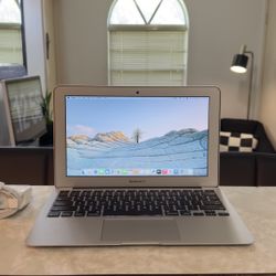 MacBook Air 2015 11inch macOS Sonoma
