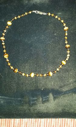 BEAUTIFUL TIGER EYE NECKLACE